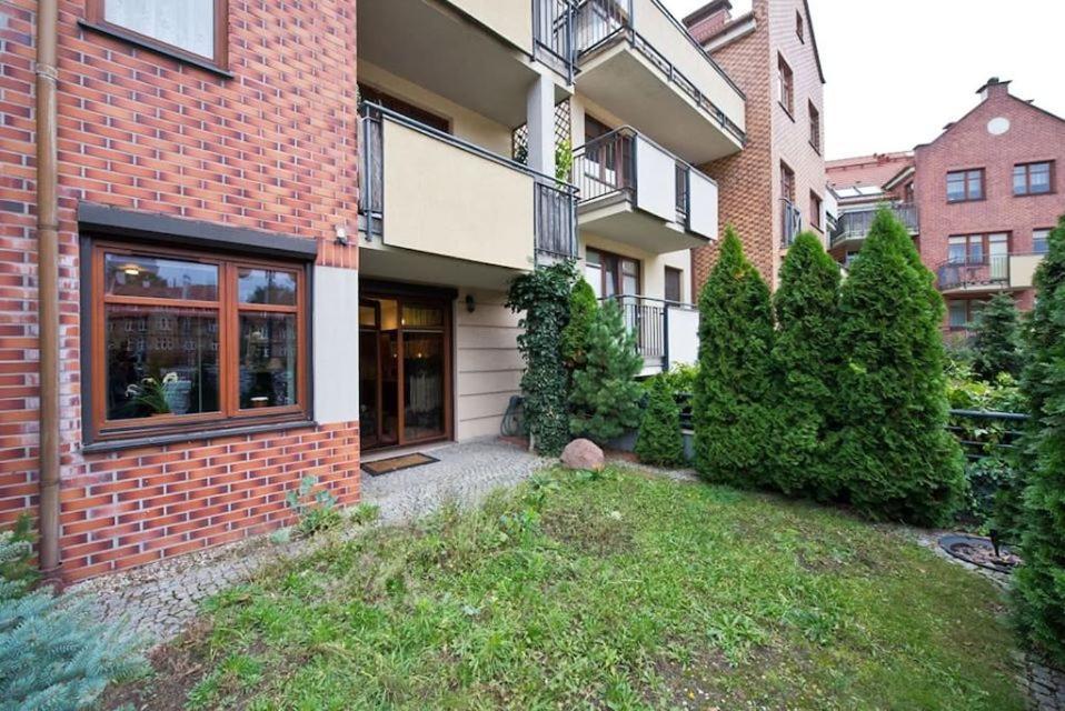 Niewielki Pokoj Jedno Lub Dwuosobowy W Duzym Mieszkaniu W Gdansk Wrzeszcz Ul Smoluchowskiego Kolo Akademii Medycznej - Cooliving Exterior foto