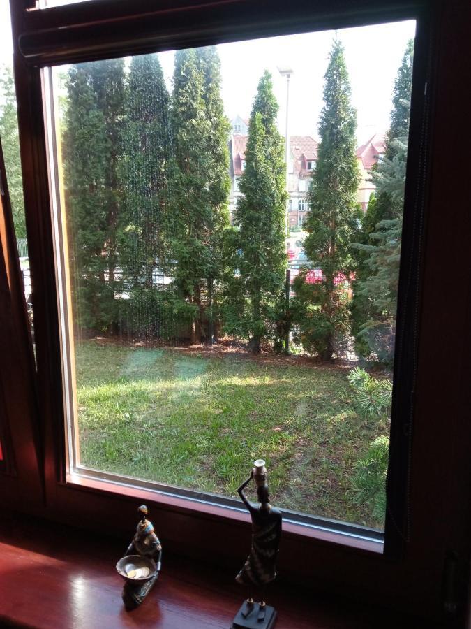 Niewielki Pokoj Jedno Lub Dwuosobowy W Duzym Mieszkaniu W Gdansk Wrzeszcz Ul Smoluchowskiego Kolo Akademii Medycznej - Cooliving Exterior foto