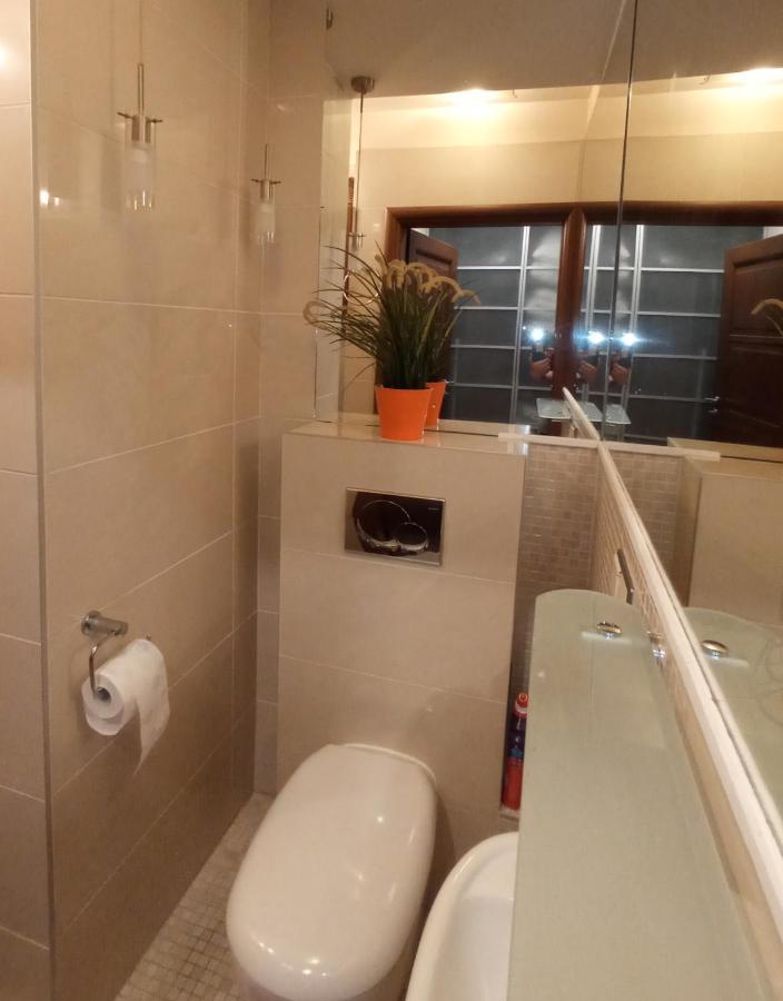 Niewielki Pokoj Jedno Lub Dwuosobowy W Duzym Mieszkaniu W Gdansk Wrzeszcz Ul Smoluchowskiego Kolo Akademii Medycznej - Cooliving Exterior foto